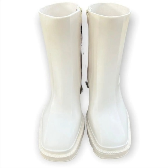 Bershka white rubberized boots - Picture 5 of 12